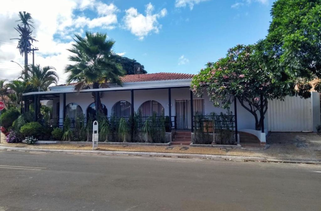 Holambra House | Pousada Rosa de Saron