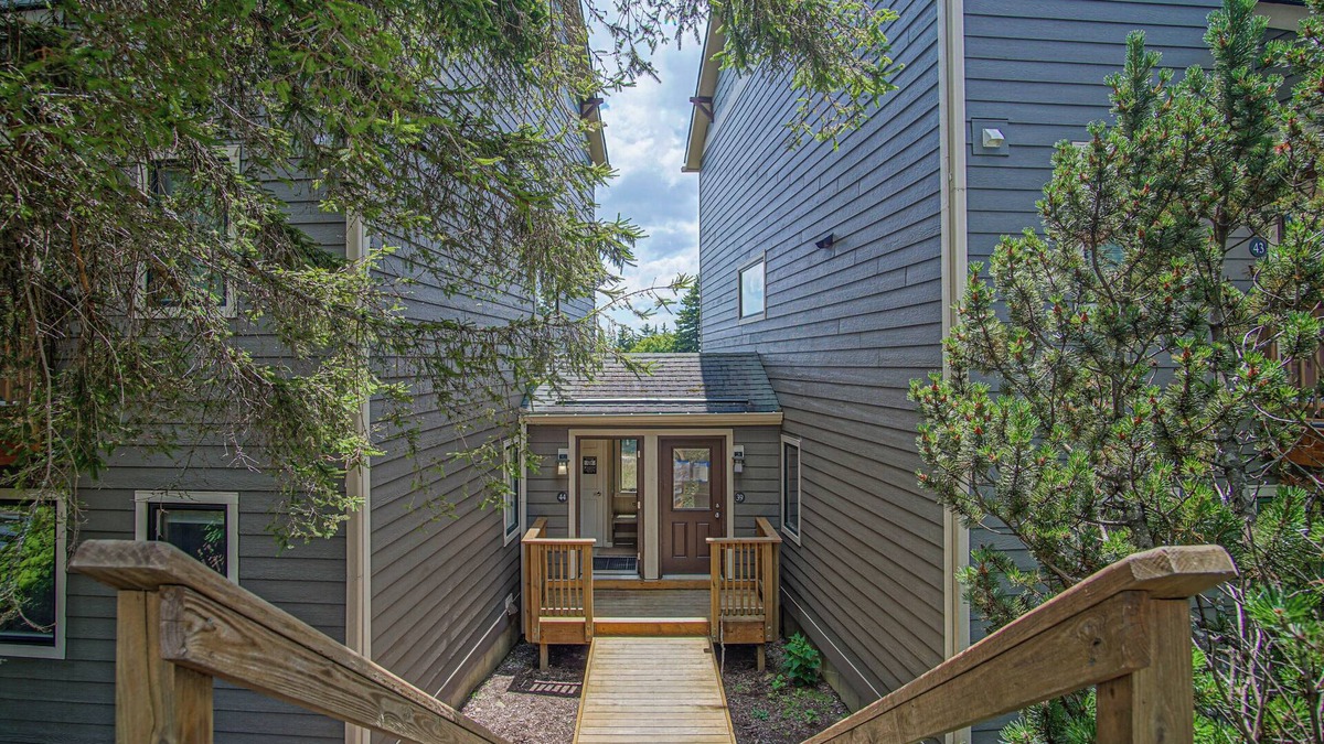Snowshoe Condo | Powderidge 44: 1Br: 1 Bath Flat