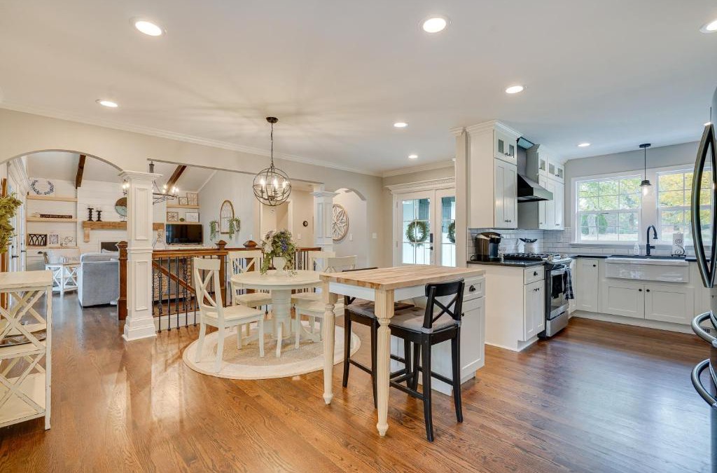 Powell House | Powell Home with Fire Pit - 5 Mi to Columbus Zoo!