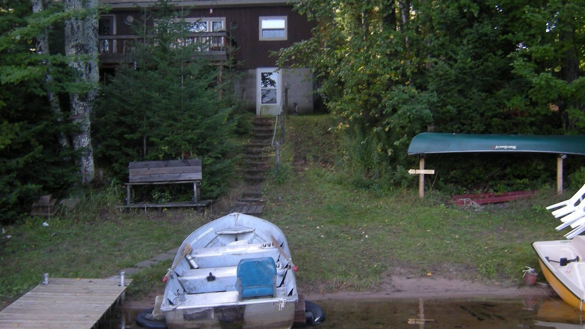 Wetmore Cabin | Powell Shores Lodge furnished home on private lake