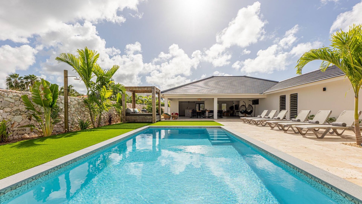 Jan Thiel Villa | *PRACHING* The Luxury 8 person Villa Vista Lena in the neighborhood of Jan Thiel. See 🎥!