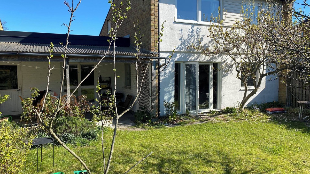 Vaster House | Practical and tasteful chain house in quiet area