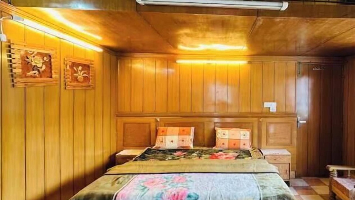 Delhi Cantonment Apartment | Prahar Mussoorie Mountain View
