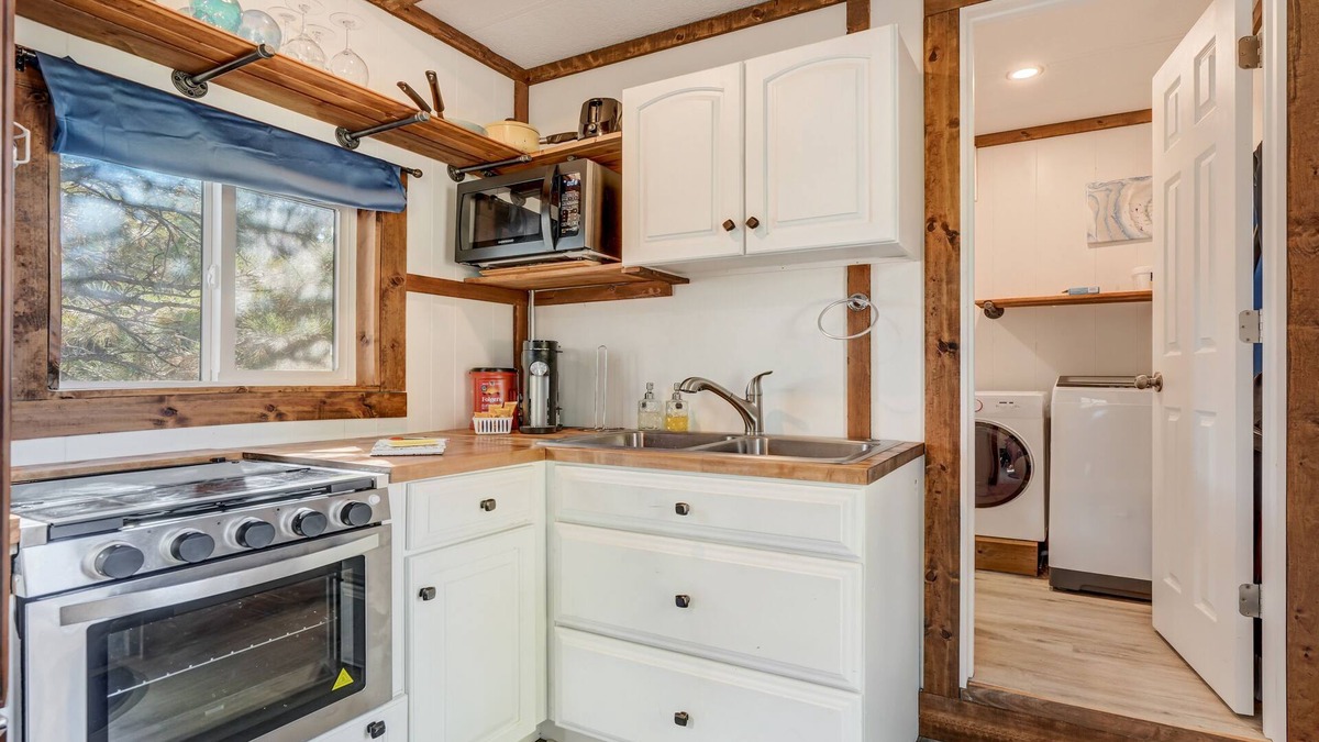 Larkspur House | Prairie Place