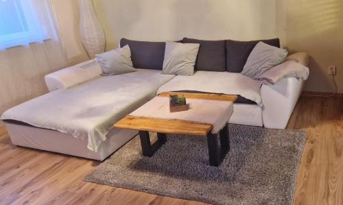 Tiefenbronn Apartment | Pralinchen-Die Ferienwohnung im Nord-Schwarzwald