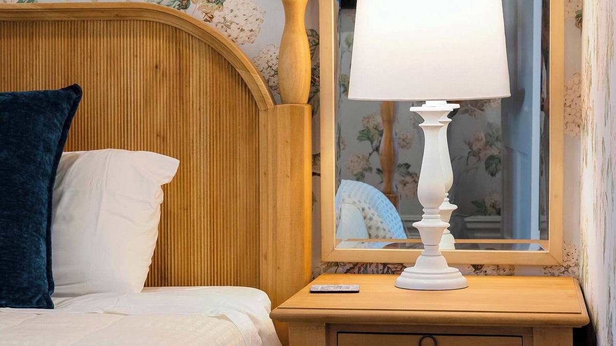 Versailles House | Pre-Launch Special Bluegrass Manor Sleeps 14 Bourbon Trl, Keeneland, Airport, UK
