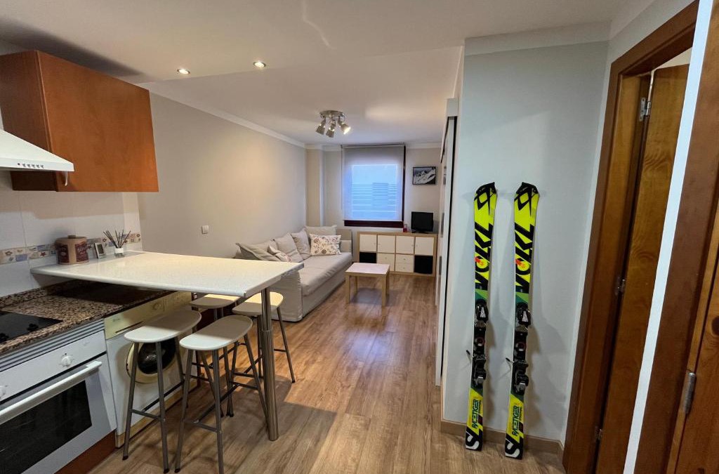 Puebla de Lillo Apartment | Precioso apartamento en San Isidro , ski , snow