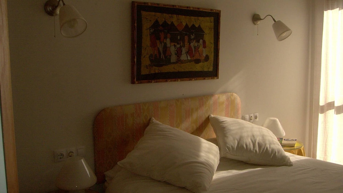 La Portilla Apartment | PRECIOUS LOW WITH SOUTH FACING GARDEN, 100M. MUD BEACH