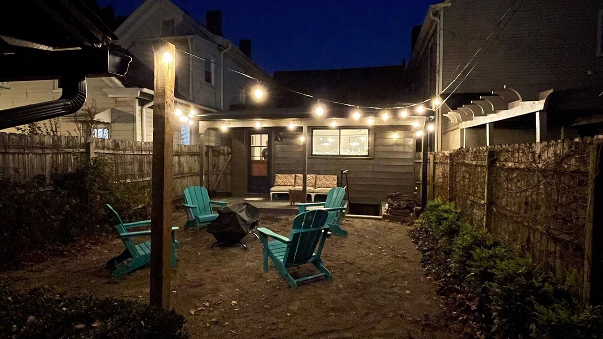 New Albany House | Precious Peach-2 br Boho home w/fire pit!