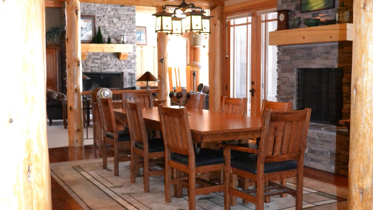 Sunriver Cabin | Premier Custom Designed Home. Includes 10 unlimited SHARC passes