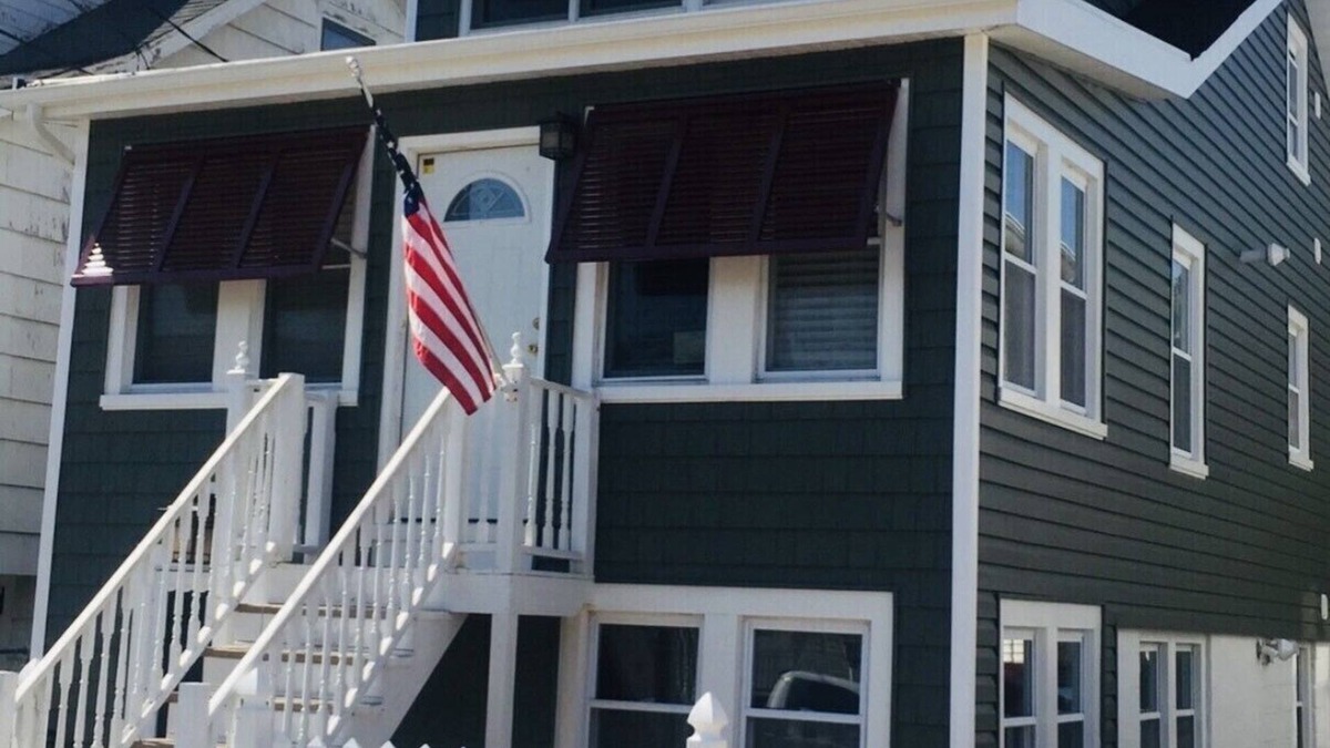 Ortley Beach House | PREMIER HOST-2BR SEASIDE PARK SUITE#57, One Short Block to Beach, Kit, Liv Room