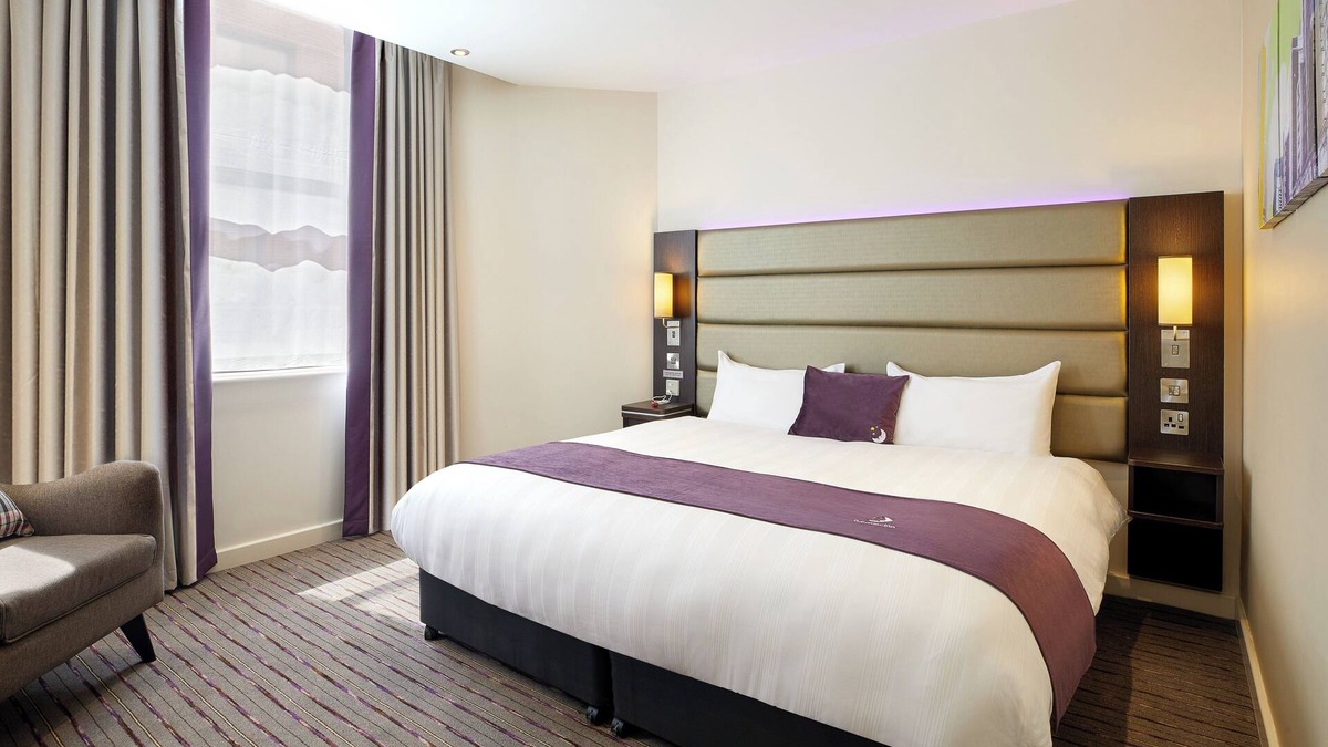Willesborough Hotel | Premier Inn Ashford Central
