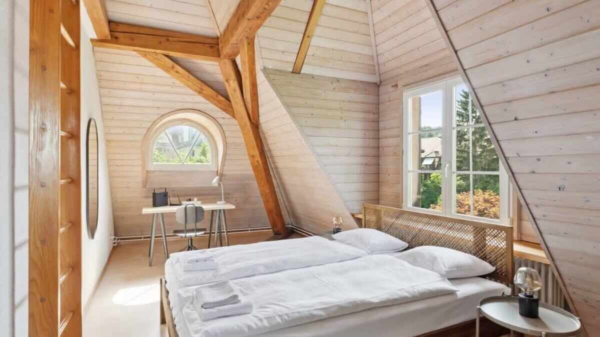 Unterstrass House | Premier Zurich Residence: Stunning Elegance