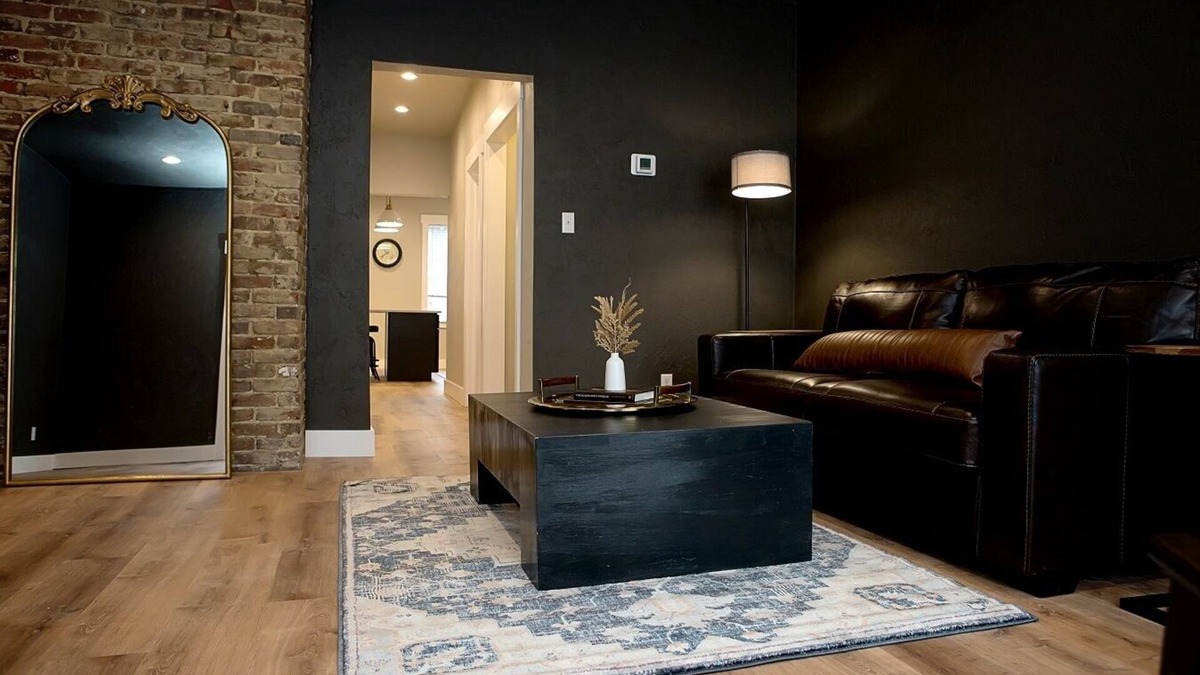 Greensburg Apartment | Premium accommodations for up to 4 people in the heart of Downtown Greensburg