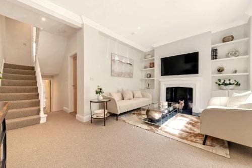 Warwick House | Premium Belgravia Townhouse by Madestays