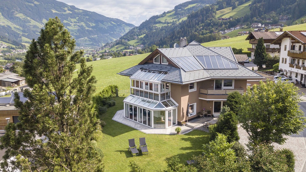 Ramsau im Zillertal House | Premium Chalet * Villa Heimatliebe * Sauna * Billiards *