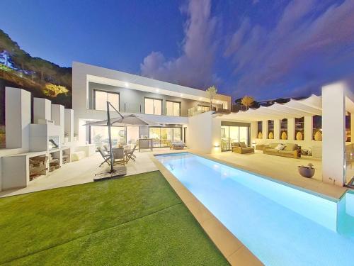 Gualba de Dalt Villa | Premium Habitat 3 Hermanas