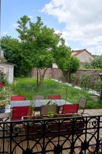 Gagny Apartment | Premium garden house 7 people Wifi