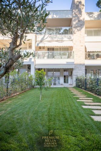 Ishem Apartment | Premium Melia Garden Apartment