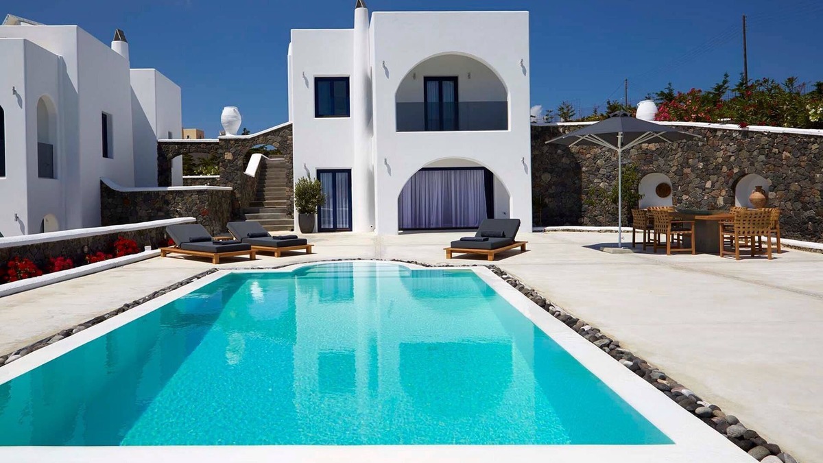 Exo Gialos Villa | Premium Santorini Villa | Villa Midas | 3 Bedrooms | Private Pool & Outdoor.