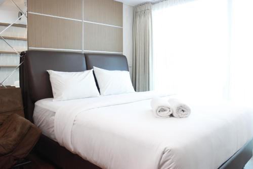 Pasirkaliki Apartment | Premium Studio Room @ Tamansari La Grande Apartment By Travelio