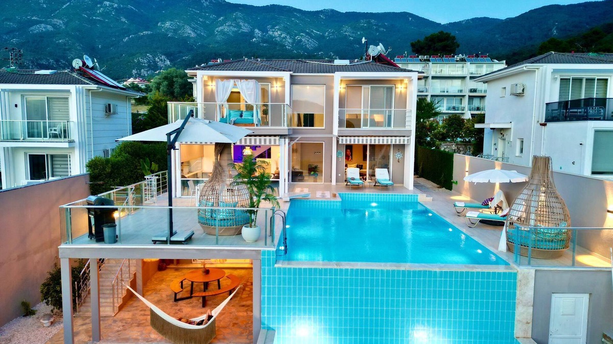 Oludeniz Villa | Prestige Villa with infinity pool gorgeous sunset