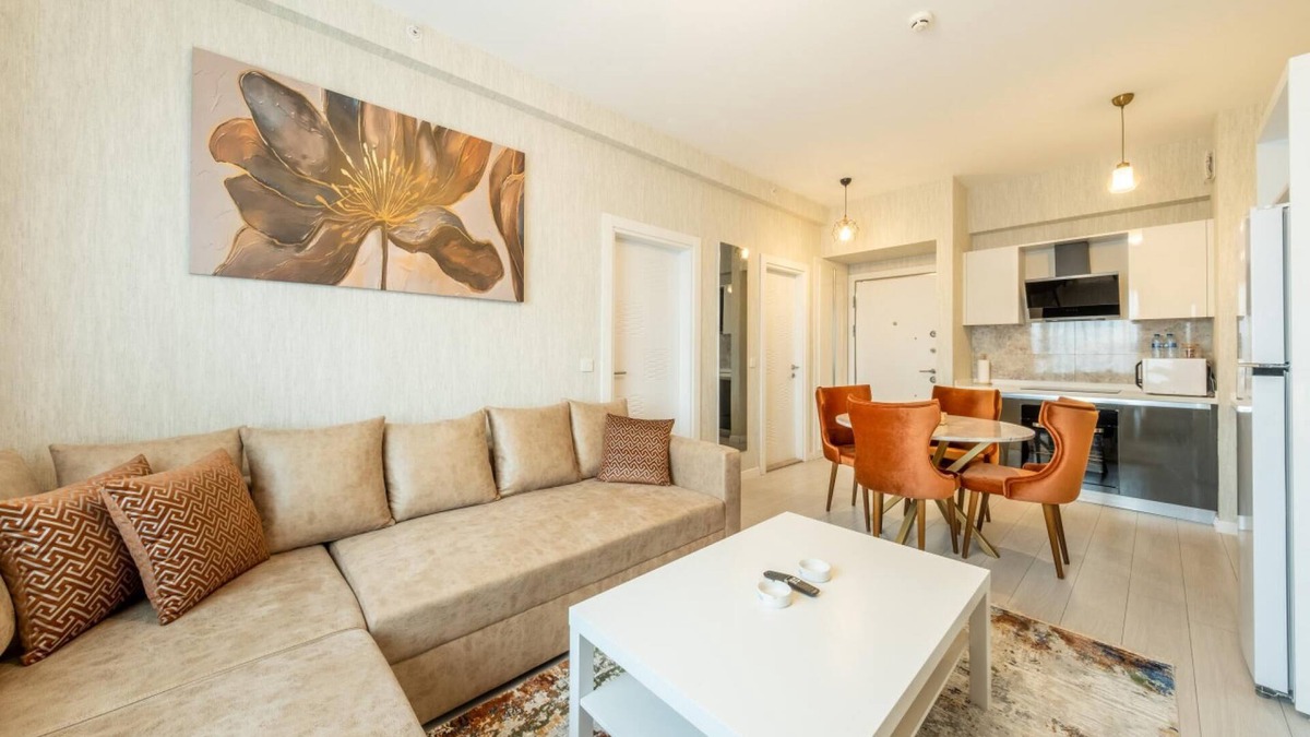 Bahcelievler Apartment | Prestigious 1 Bedroom Apartment next to starcity outlet mall