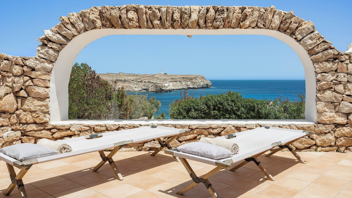 Lampedusa Villa | Prestigious villa on the most picturesque bay of Lampedusa. Residence or B&B