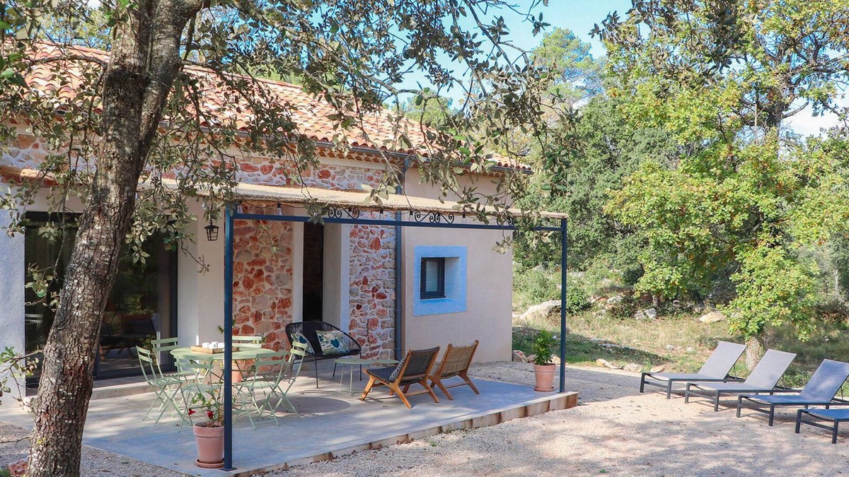 La Celle House | Pretty 3-bedroom country house in the heart of the Escarelle estate
