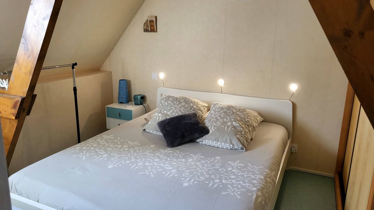 Pirou Bed & Breakfast | Pretty beach house Cyprange