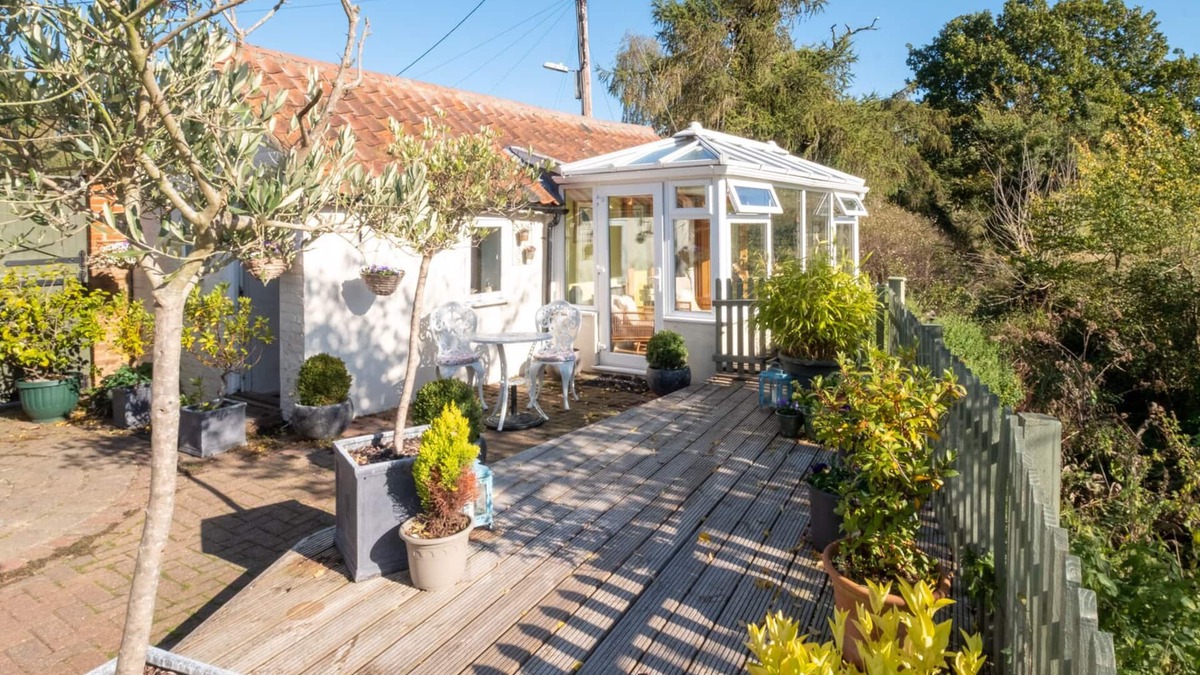 Wissett Apartment | Pretty cottage studio set in lovely countryside close to the Heritage coast