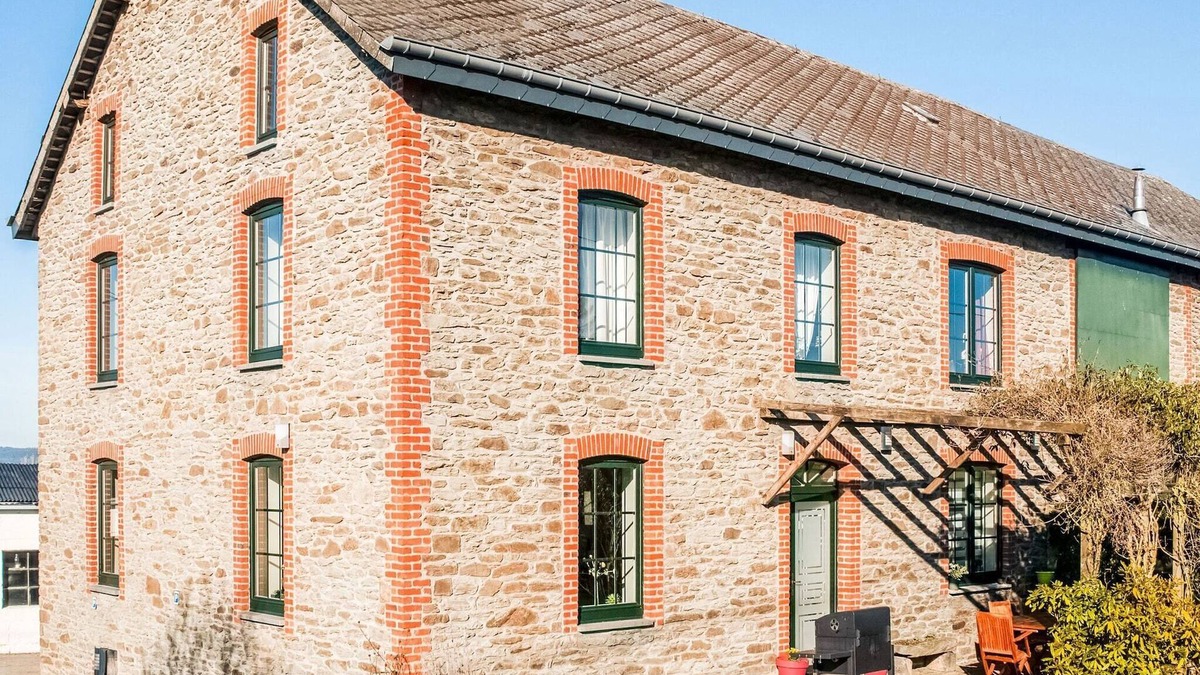 Engreux Other | Pretty Farmhouse in Houffalize with Courtyard