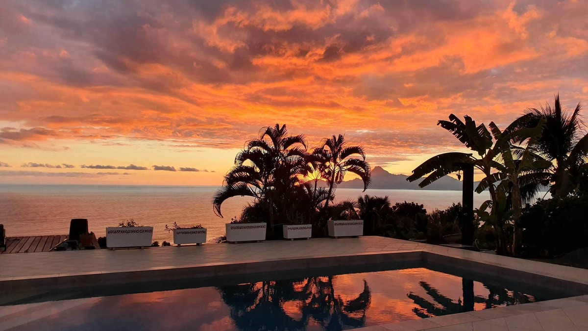 Tahiti House | Pretty house ocean and Moorea view