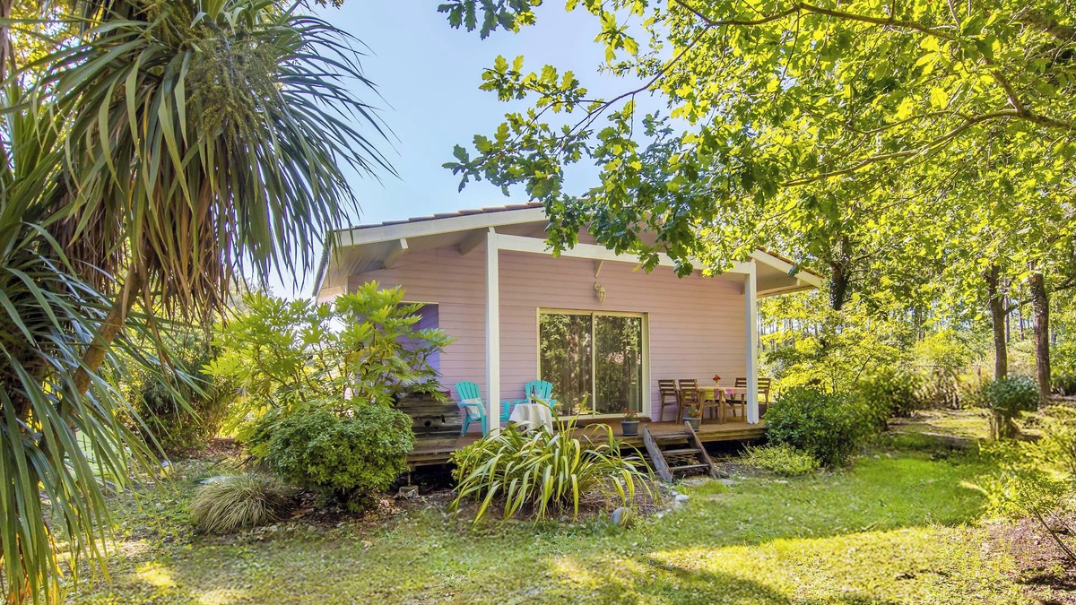 Le Porge House | Pretty Little Chalet on the Silver Coast