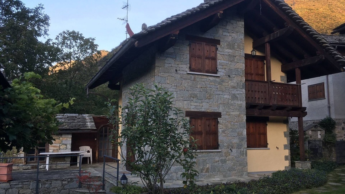 Scopello House | Pretty mountain house