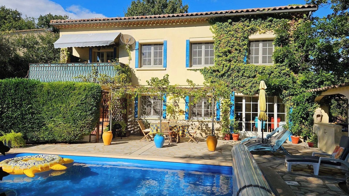 Laudun Apartment | Pretty Provençal Apartment w/Private Pool and Summer Kitchen. Pet Friendly!