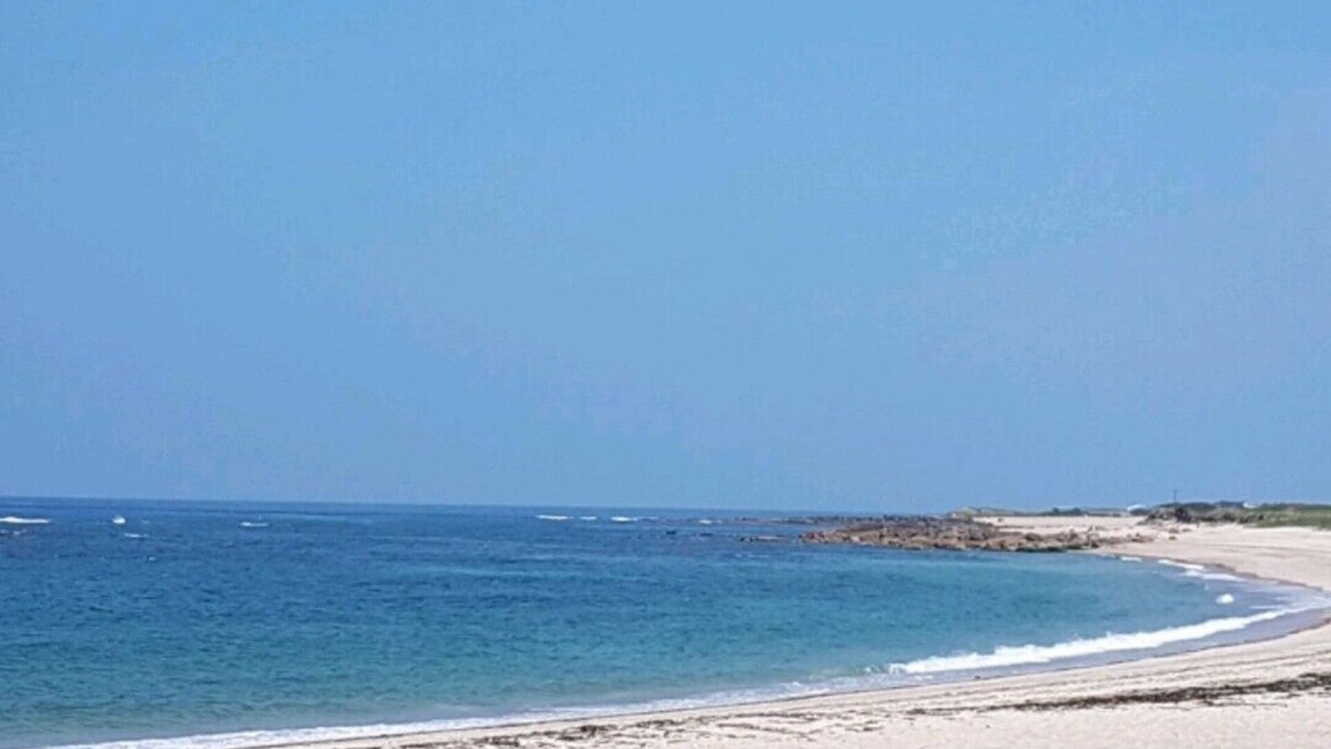 Fermanville House | Pretty seaside villa with private beach access and large enclosed garden