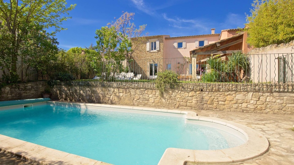 Goult Villa | Pretty village house for 8 persons and pool secured with fence