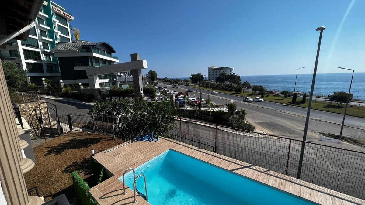 Kargicak Villa | PRİVATE POOL SEA SİDE VİLLA 3+1