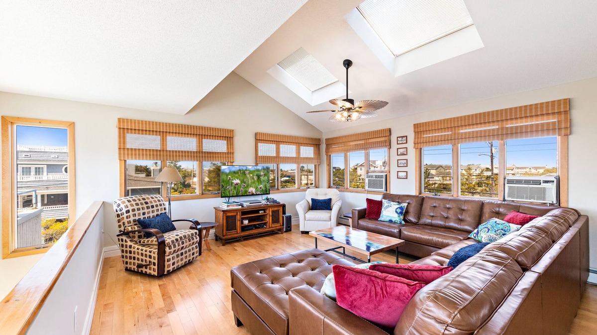North Beach House | Price Further Reduced for Aug 23-30!