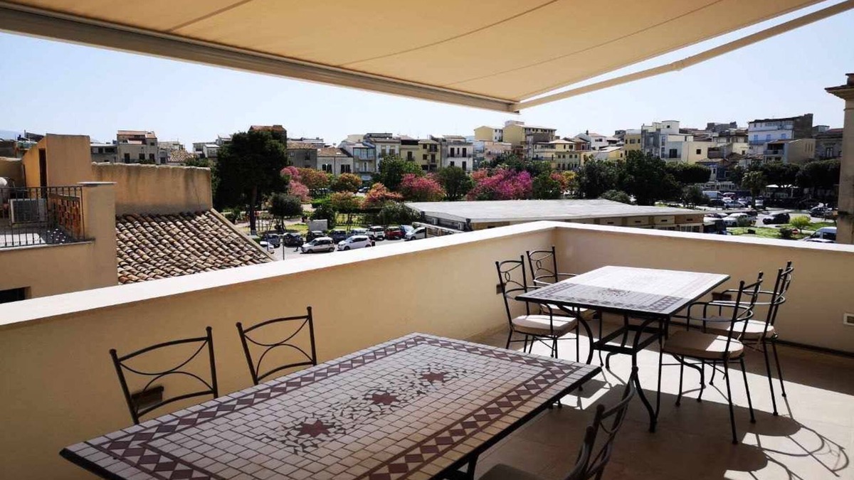 Alcamo Historic Center Apartment | Prickly Pear - apt Alcamo