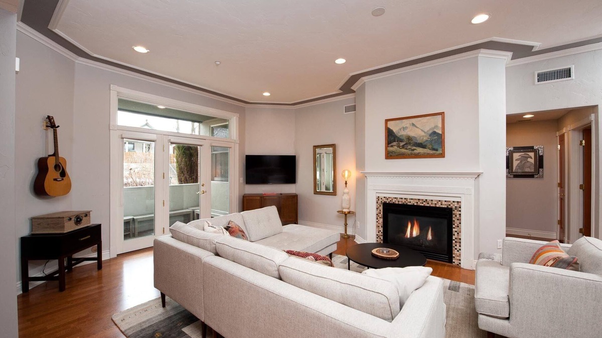 Historic Downtown Durango Condo | Prime Downtown Stay | Luxury 3BR Condo Steps from Main + Arcade