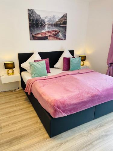 Killisfeld Apartment | Prime Host Balcony Apartment