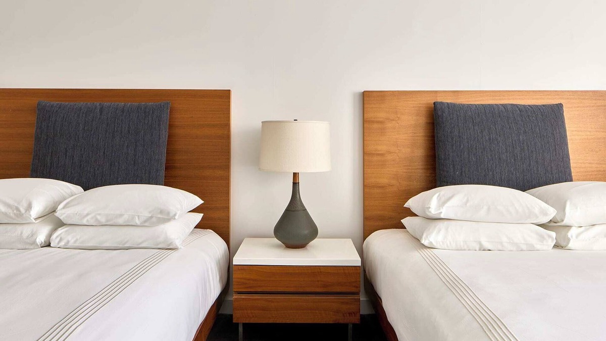 Tribeca Hotel | Prime Location! 2 Spacious units, close to Brookfield Place and Brooklyn Bridge!