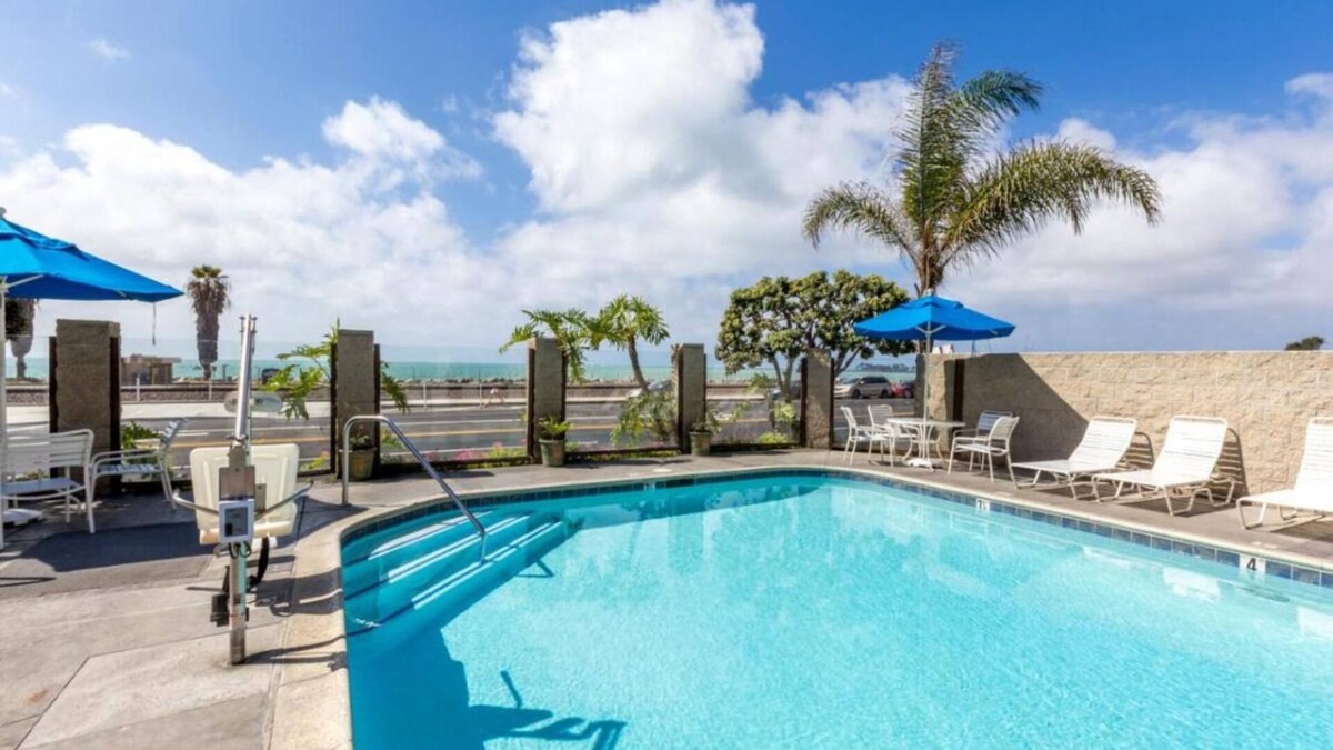 Capistrano Beach Hotel | Prime Location! 4 Beachfront Units w/Kitchen! Free Parking, Onsite Pool!