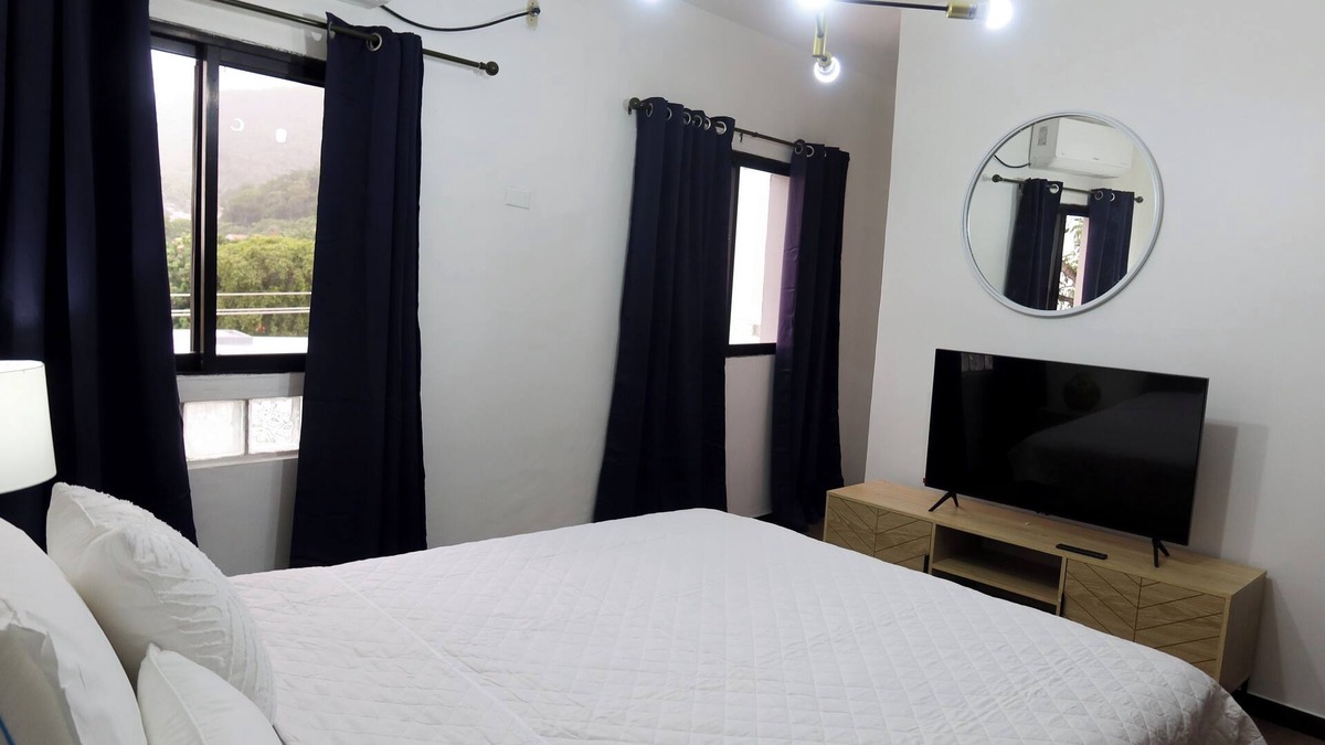 Barrio Rio de Piedras Apartment | Prime Location Stylish Apartment