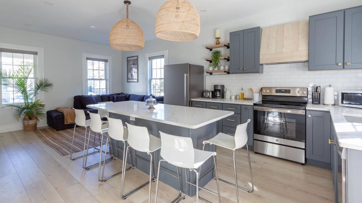Marblehead House | Prime location in town w parking! Walk to beach, shops & harbor-Sleeps 8