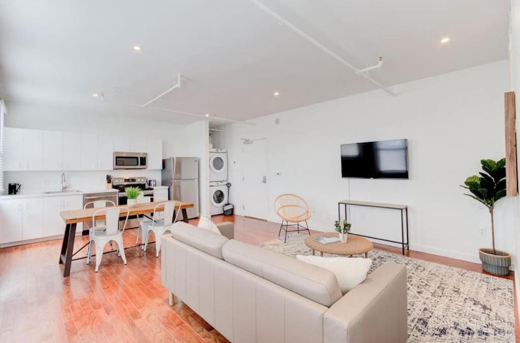 South Main Historic District Apartment | Prime Location - Modern Loft Right on S Main St!
