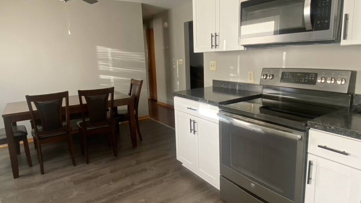 Canton House | Prime Location Near Pro Football Hall of Fame