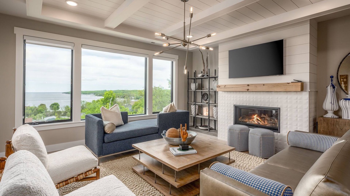 Sister Bay Condo | PRIME LOCATION! Professionally designed amenities boasting a picturesque view